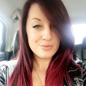 Meet your Posher, Dayna